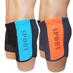 Grossiste Boxer de bain homme, entièrement doublé. Lacet de resserrage à la taille. Boxer avec large bande colorée sur les côtés et inscription \